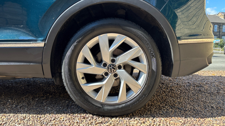 Volkswagen Tiguan 1.5 TSI Life 5dr Petrol Estate